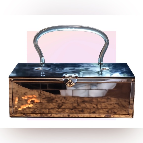 Handbags - 👑 Vintage Mid Century Lucite Purse